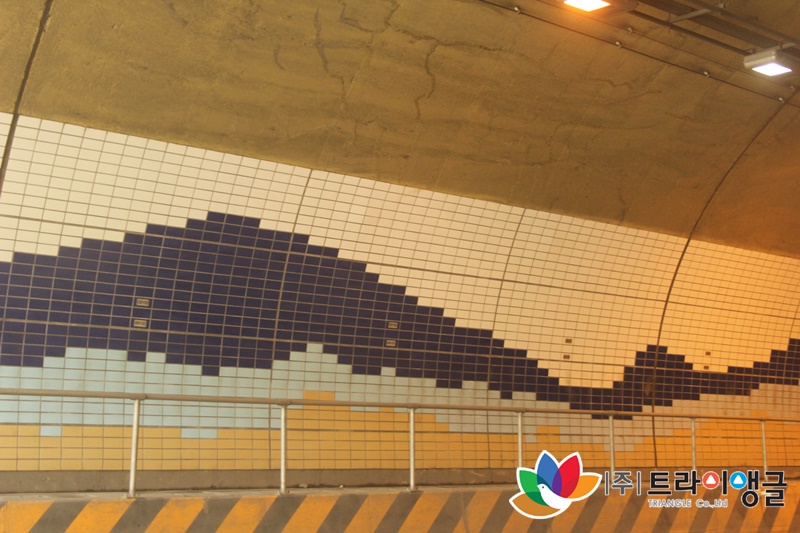 c1ce834c0a35c1f3b4ac43a3218683bf_1619052