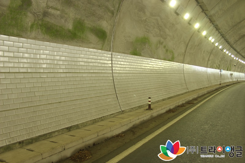 41e8d39c8a54736d0fbe93cfcecc89fc_1622767