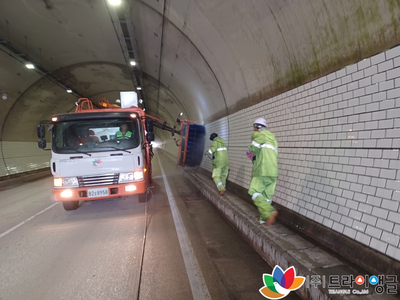 1a5aeb922df14c80ec283e28982d9e19_1652948415_89.jpg 1a5aeb922df14c80ec283e28982d9e19_1652948