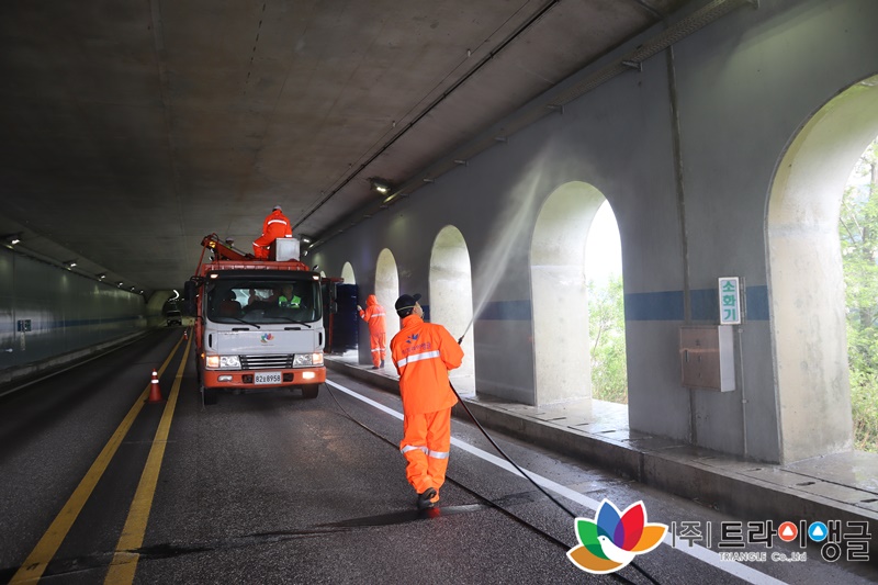 defa9c5a8bee4de82276661fdf5fd34c_1653377