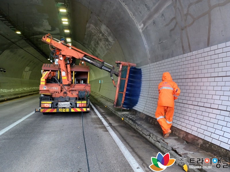 fc92fbff6064935054a4fb425325e4da_1654732