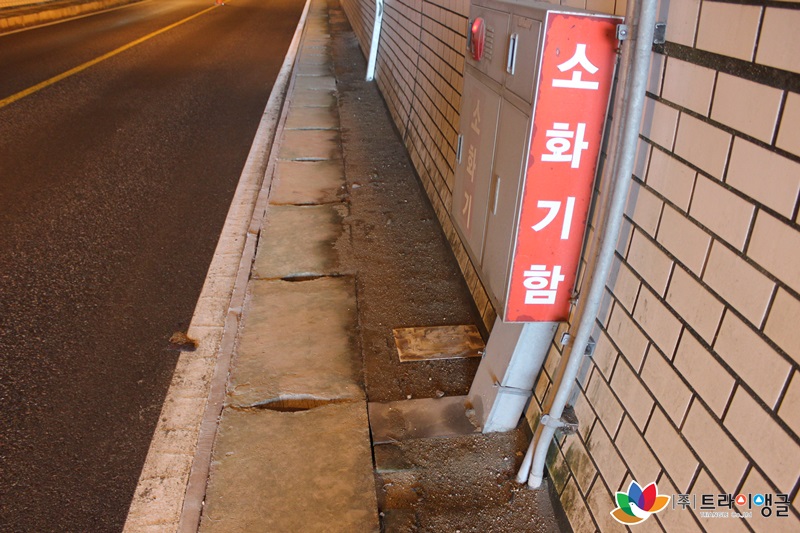 0844b088168d1de2879b8a3d2840a9cb_1490752