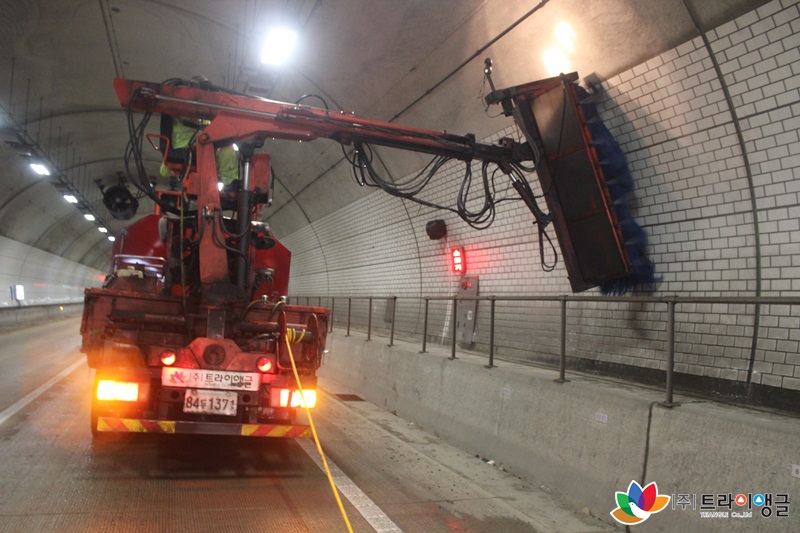 0844b088168d1de2879b8a3d2840a9cb_1490752717_34.jpg 0844b088168d1de2879b8a3d2840a9cb_1490752