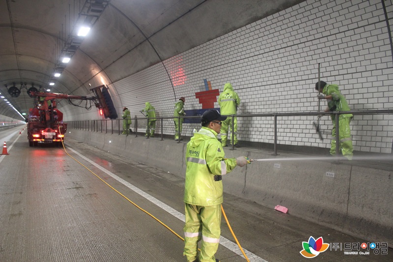 0844b088168d1de2879b8a3d2840a9cb_1490752717_4.jpg 0844b088168d1de2879b8a3d2840a9cb_1490752