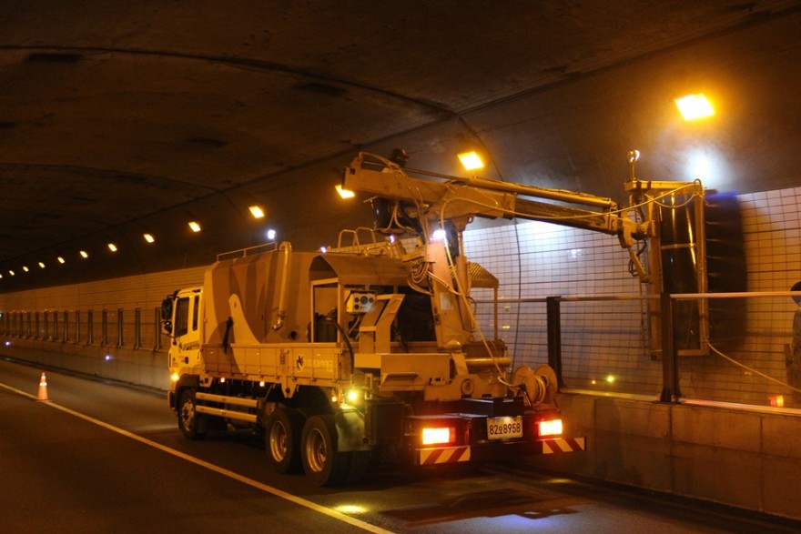 7e3d3d3003e51d03241f2f2e622b7a8b_1490168