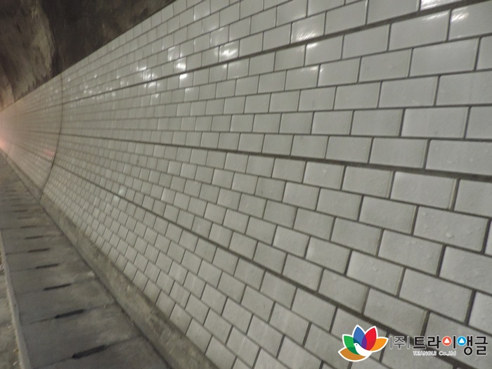 cb2100dec1eff39039a098a5bc64faa9_1492391