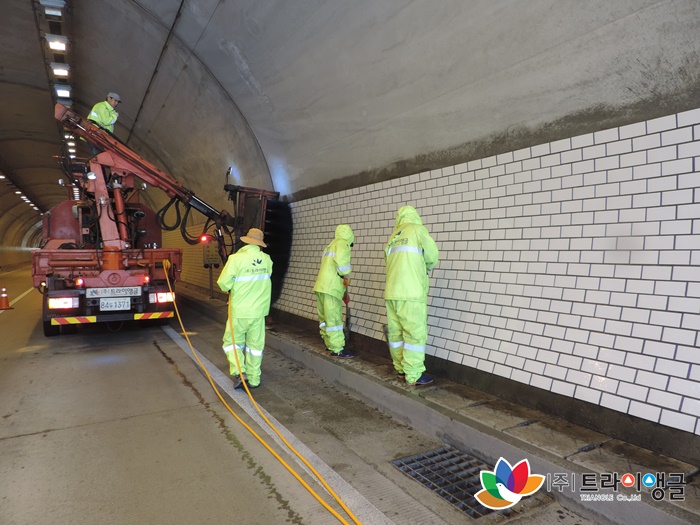 17014466a7f22d51d23b38311af7cbce_1495419