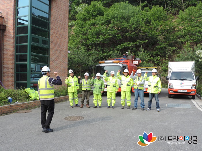 17014466a7f22d51d23b38311af7cbce_1495420