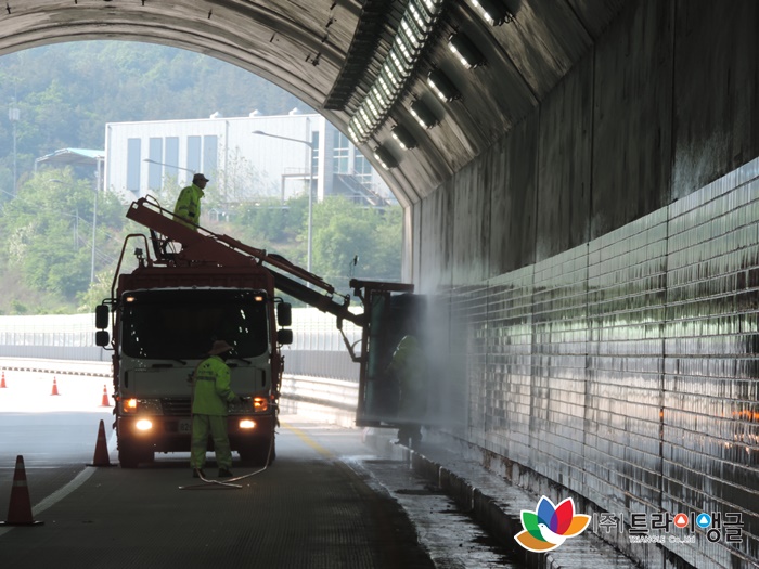 17014466a7f22d51d23b38311af7cbce_1495420