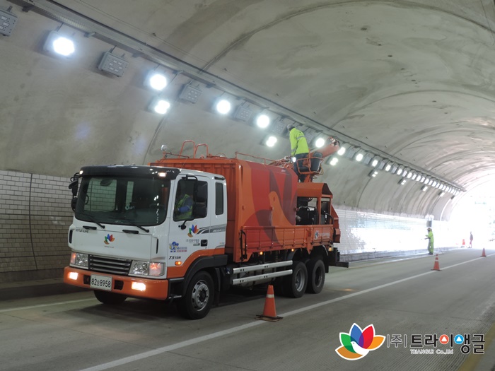 17014466a7f22d51d23b38311af7cbce_1495420