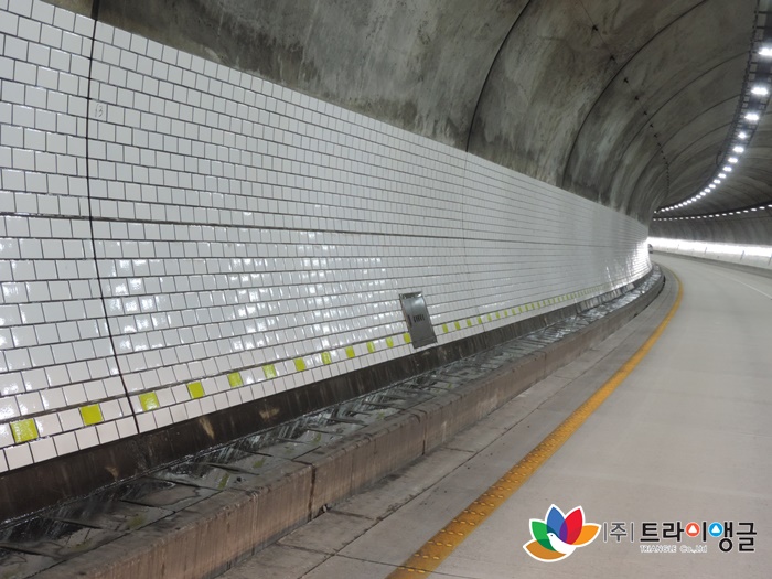 33f167b7efc99ab5d767582c0d6d4e89_1494379