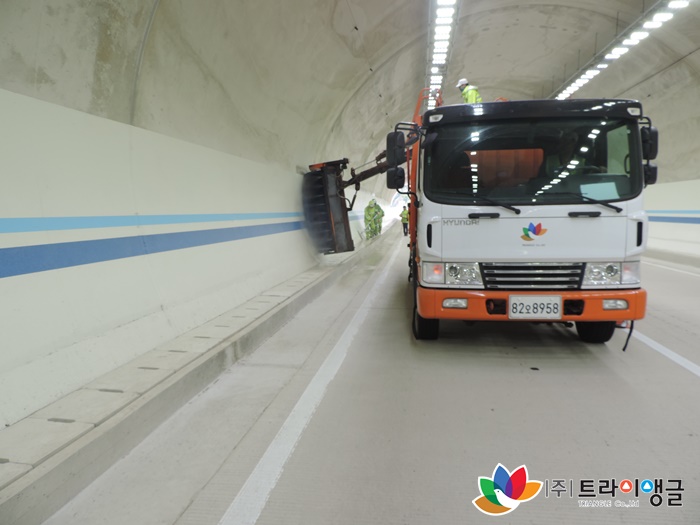 a426c68e16c0d6521c9e086a28345b70_1498010