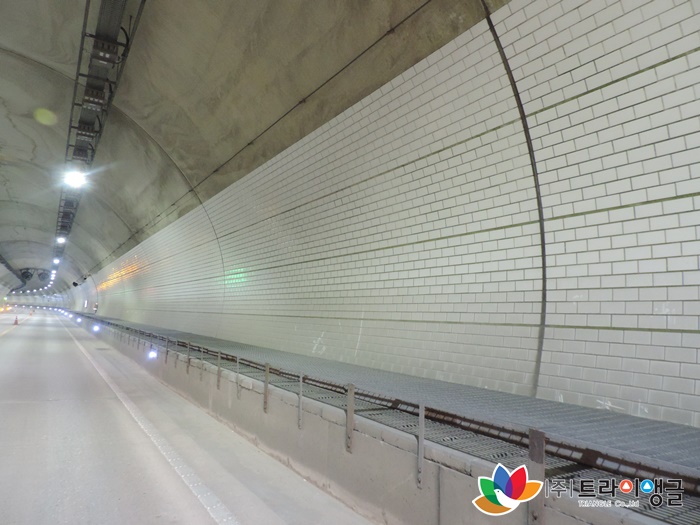 a426c68e16c0d6521c9e086a28345b70_1498010