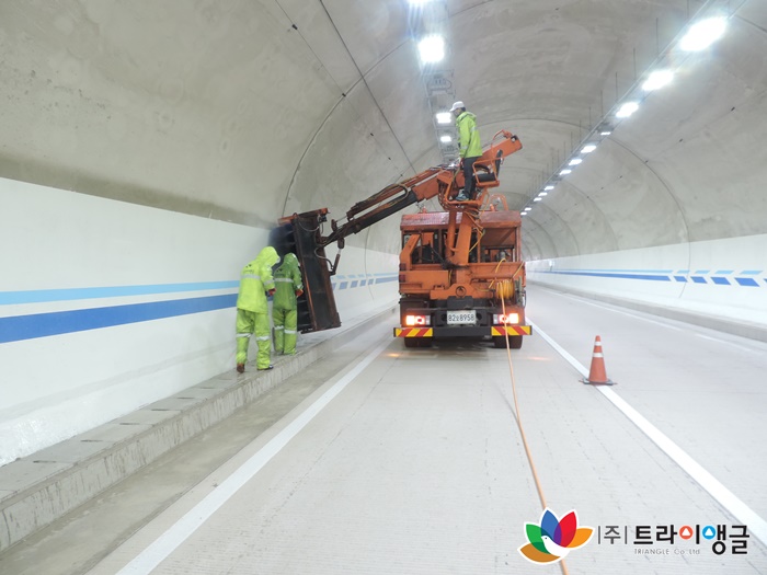 a426c68e16c0d6521c9e086a28345b70_1498010