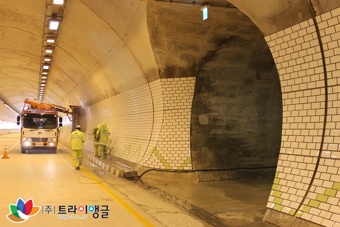 d0b0b771e6c306e10b8e72a80a346c73_1496390