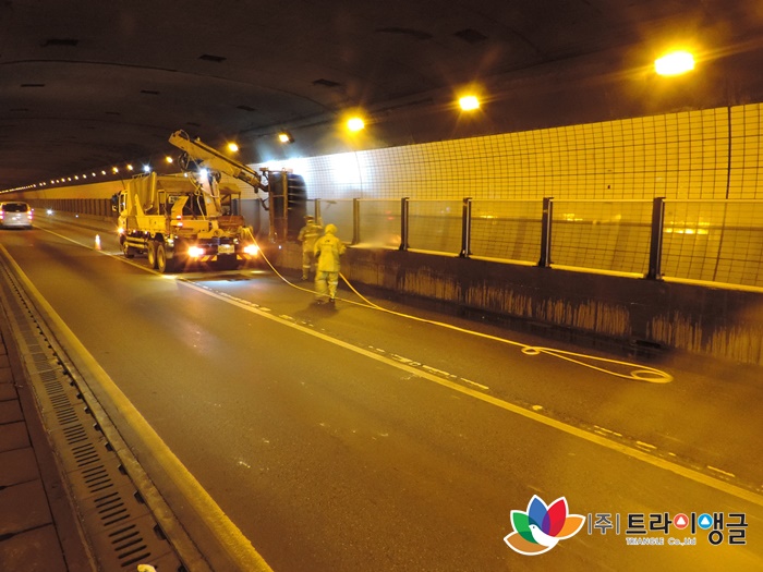 eda4dd2e26a304810947afdcd6ed3325_1498441