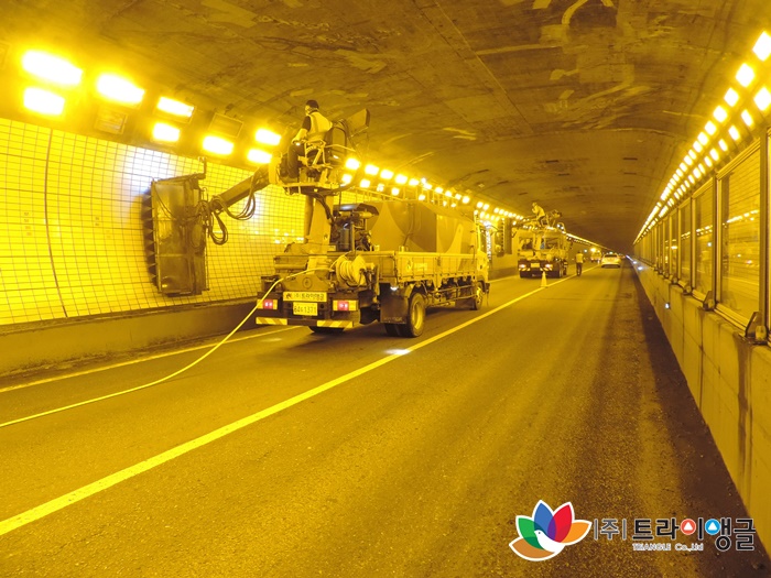 eda4dd2e26a304810947afdcd6ed3325_1498441