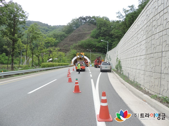 fad37a9aa2116a4006286d4fbaa204b2_1497517