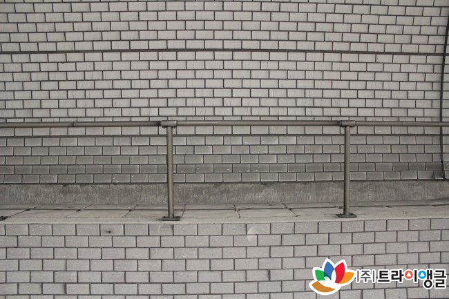 e44eeb68d54b4c7a085f8f8477a57bfe_1502692