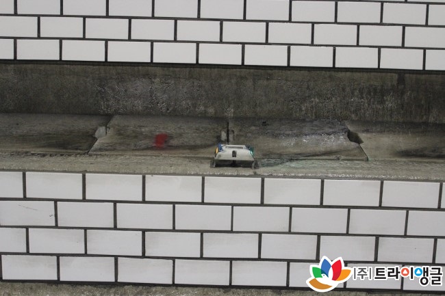 e44eeb68d54b4c7a085f8f8477a57bfe_1502692