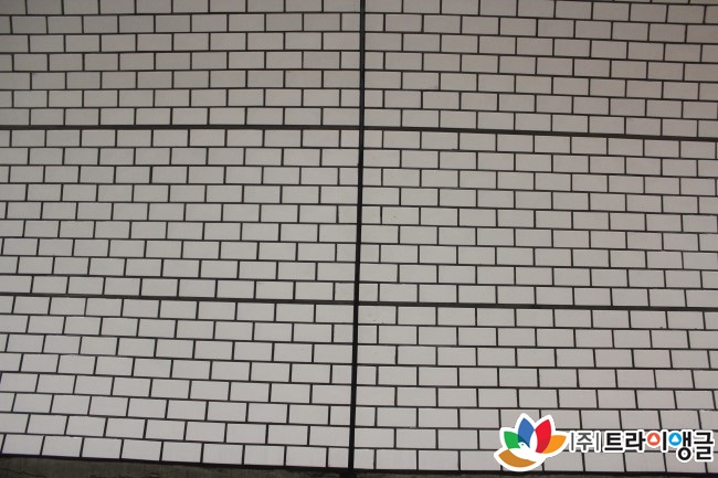 e44eeb68d54b4c7a085f8f8477a57bfe_1502692