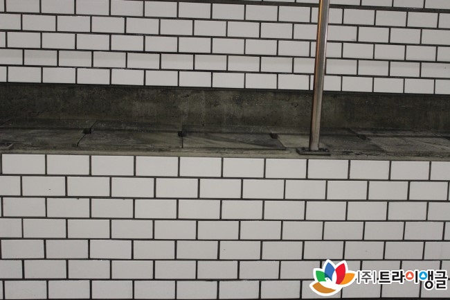 e44eeb68d54b4c7a085f8f8477a57bfe_1502692