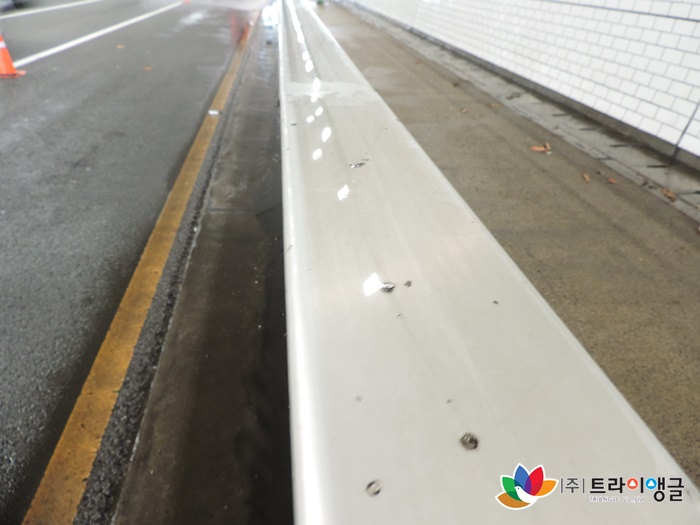 87f0cedaf11c2dd4e33a642bf5d4f91d_1505803