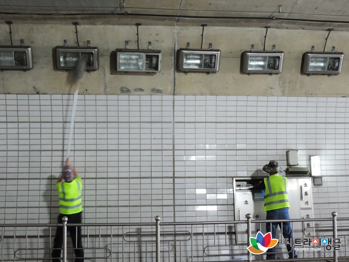 abd9207fe2cfd2aae48ca1b5ef027ccc_1506390