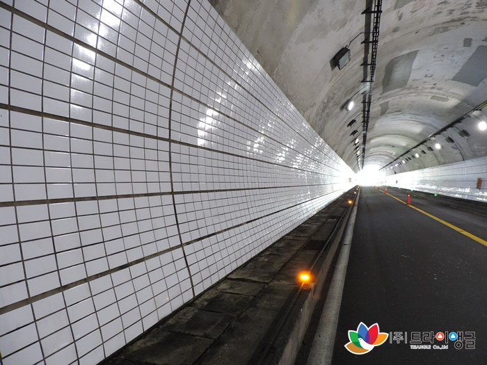 abd9207fe2cfd2aae48ca1b5ef027ccc_1506390