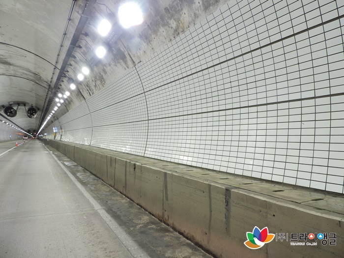 d7eb32aceee067104b8460a03af9c5e8_1505363