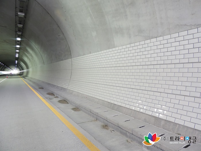 d7eb32aceee067104b8460a03af9c5e8_1505363