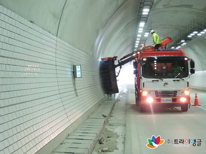 d7eb32aceee067104b8460a03af9c5e8_1505363