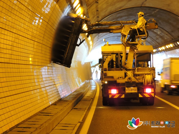 d7eb32aceee067104b8460a03af9c5e8_1505363