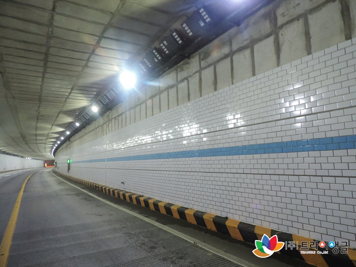 d7eb32aceee067104b8460a03af9c5e8_1505364