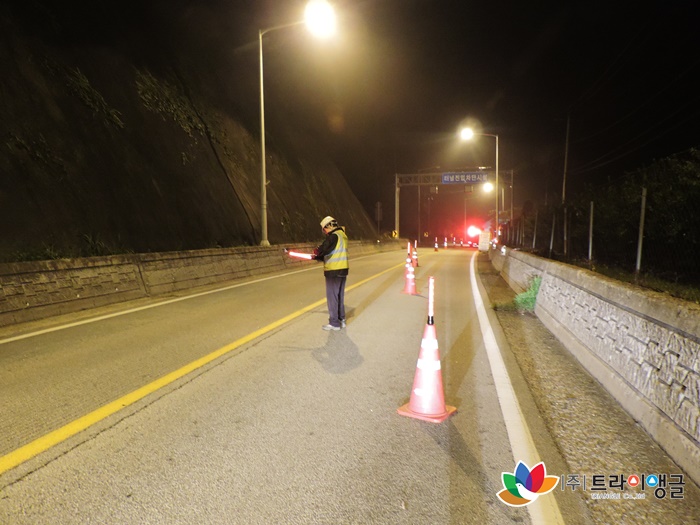 d7eb32aceee067104b8460a03af9c5e8_1505364