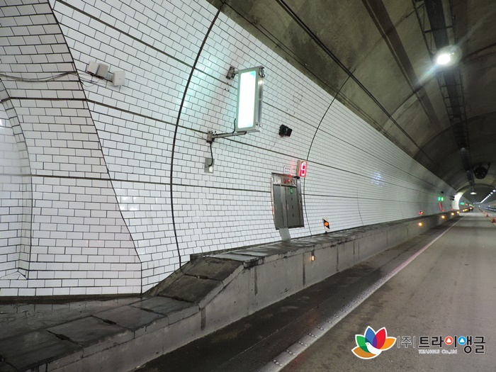 d7eb32aceee067104b8460a03af9c5e8_1505364