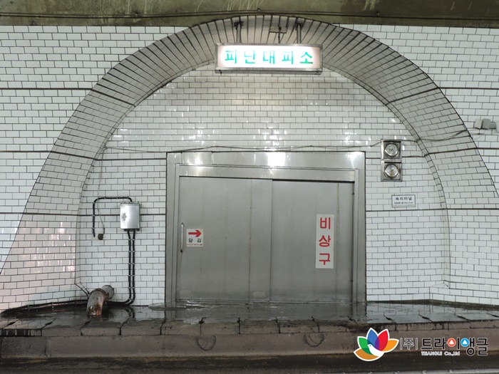 d7eb32aceee067104b8460a03af9c5e8_1505364