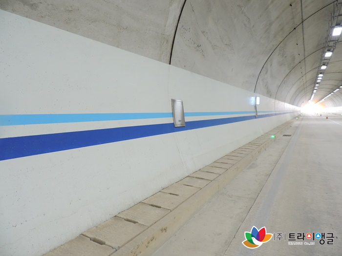 d7eb32aceee067104b8460a03af9c5e8_1505364