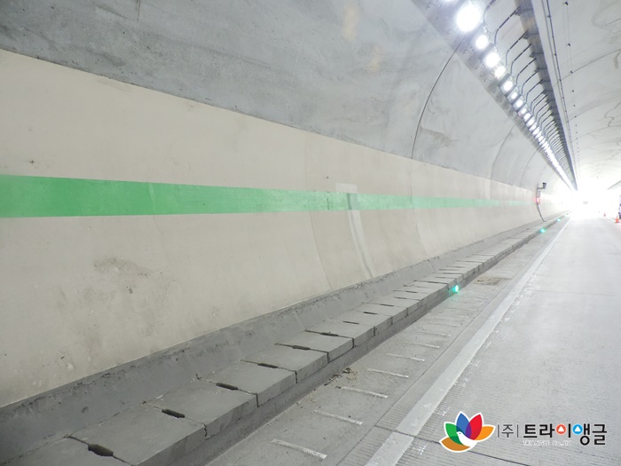 d7eb32aceee067104b8460a03af9c5e8_1505365