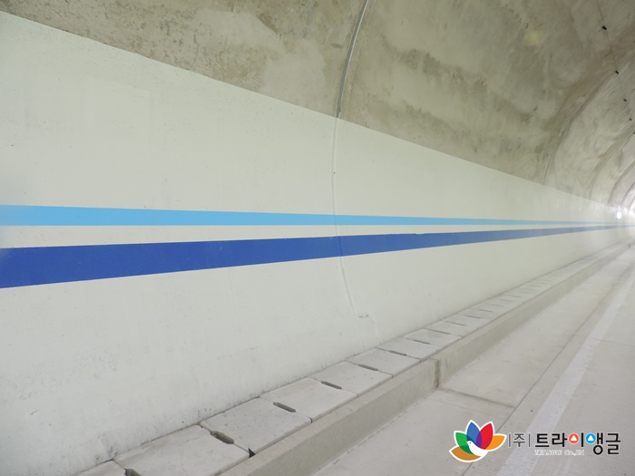 d7eb32aceee067104b8460a03af9c5e8_1505365