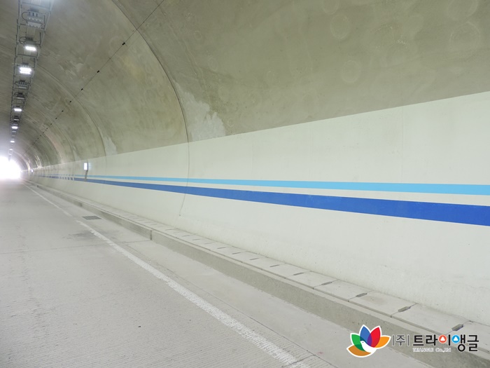 d7eb32aceee067104b8460a03af9c5e8_1505365