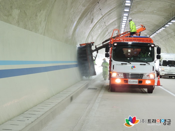 d7eb32aceee067104b8460a03af9c5e8_1505365