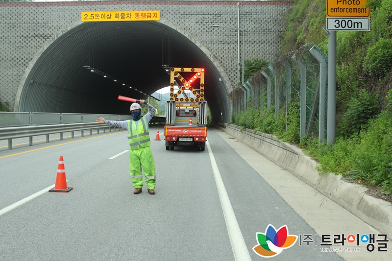 41e8d39c8a54736d0fbe93cfcecc89fc_1622768