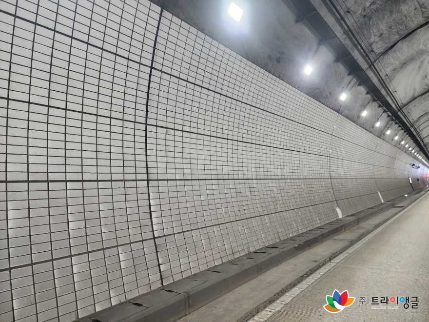 5e930626358f6cbf6e1136d674c46cac_1761621