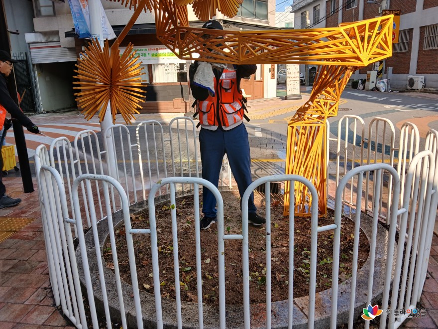 2556f87594acc7dd39a77c4b36e6c5f2_1762734