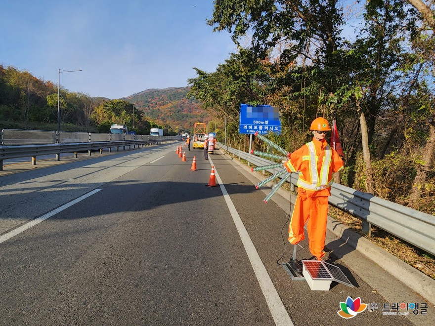 5065c88b3a7d1ed8c75959bc49f22a7a_1764120