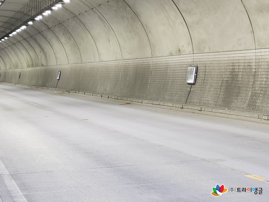 5ff5bc87a009fad9ffa1ca380b73705c_1763944