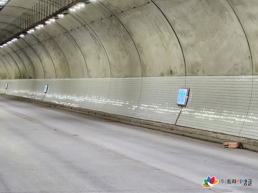 5ff5bc87a009fad9ffa1ca380b73705c_1763944