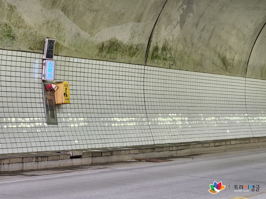 5ff5bc87a009fad9ffa1ca380b73705c_1763944