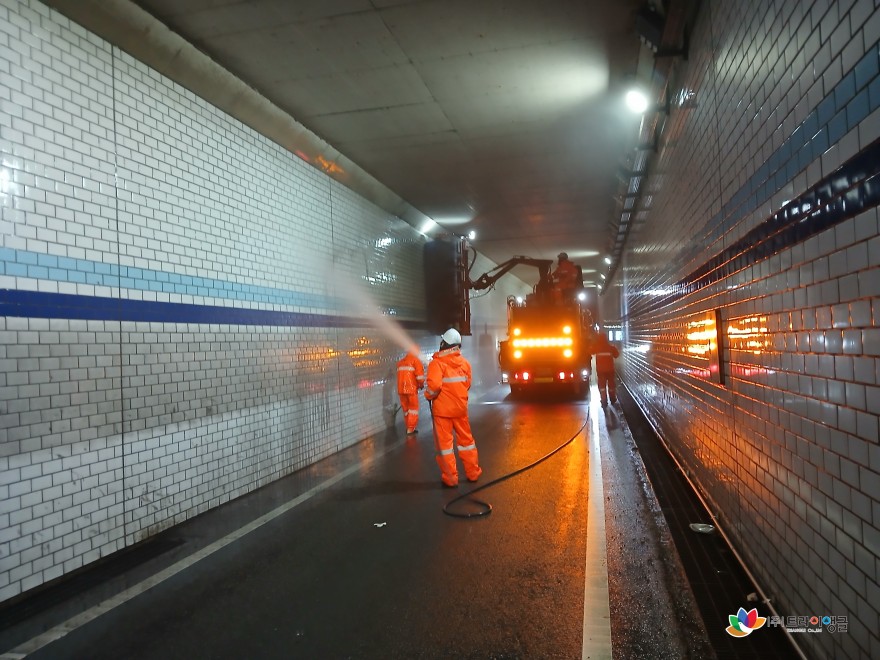 c4f3d37b60864988fed8bddf161ef725_1763513